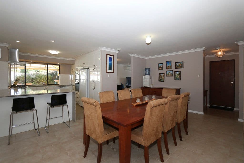 2 Stella Place, Alexander Heights WA 6064, Alexander Heights - Thumbnail 5
