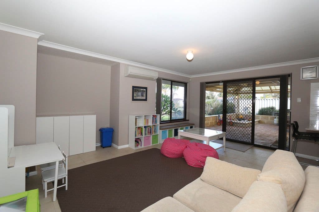 2 Stella Place, Alexander Heights WA 6064, Alexander Heights - Thumbnail 8