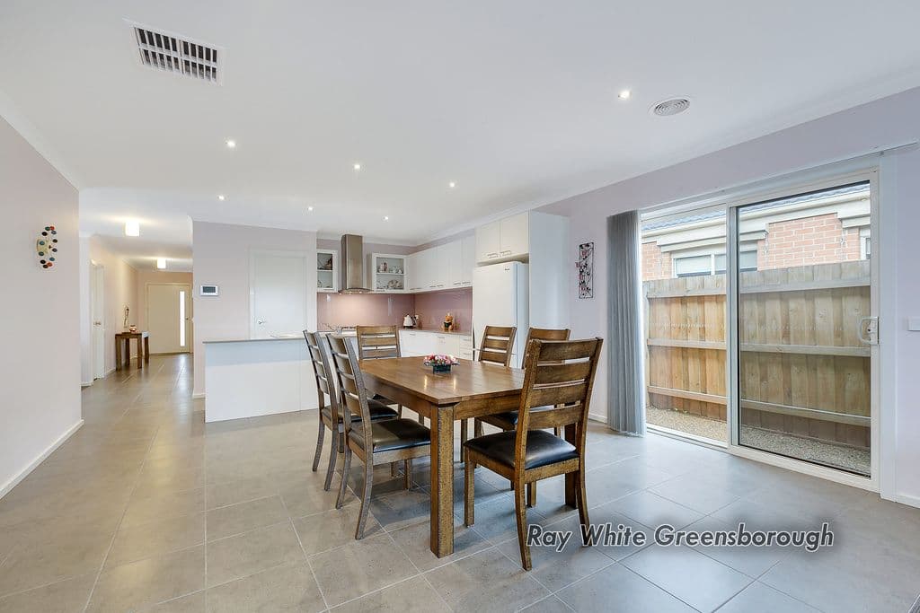 25 Garden Road, Doreen VIC 3754, Doreen - Thumbnail 4