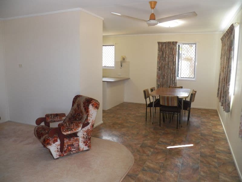13 Hansen Crescent, CLINTON QLD 4680, Clinton - Thumbnail 7