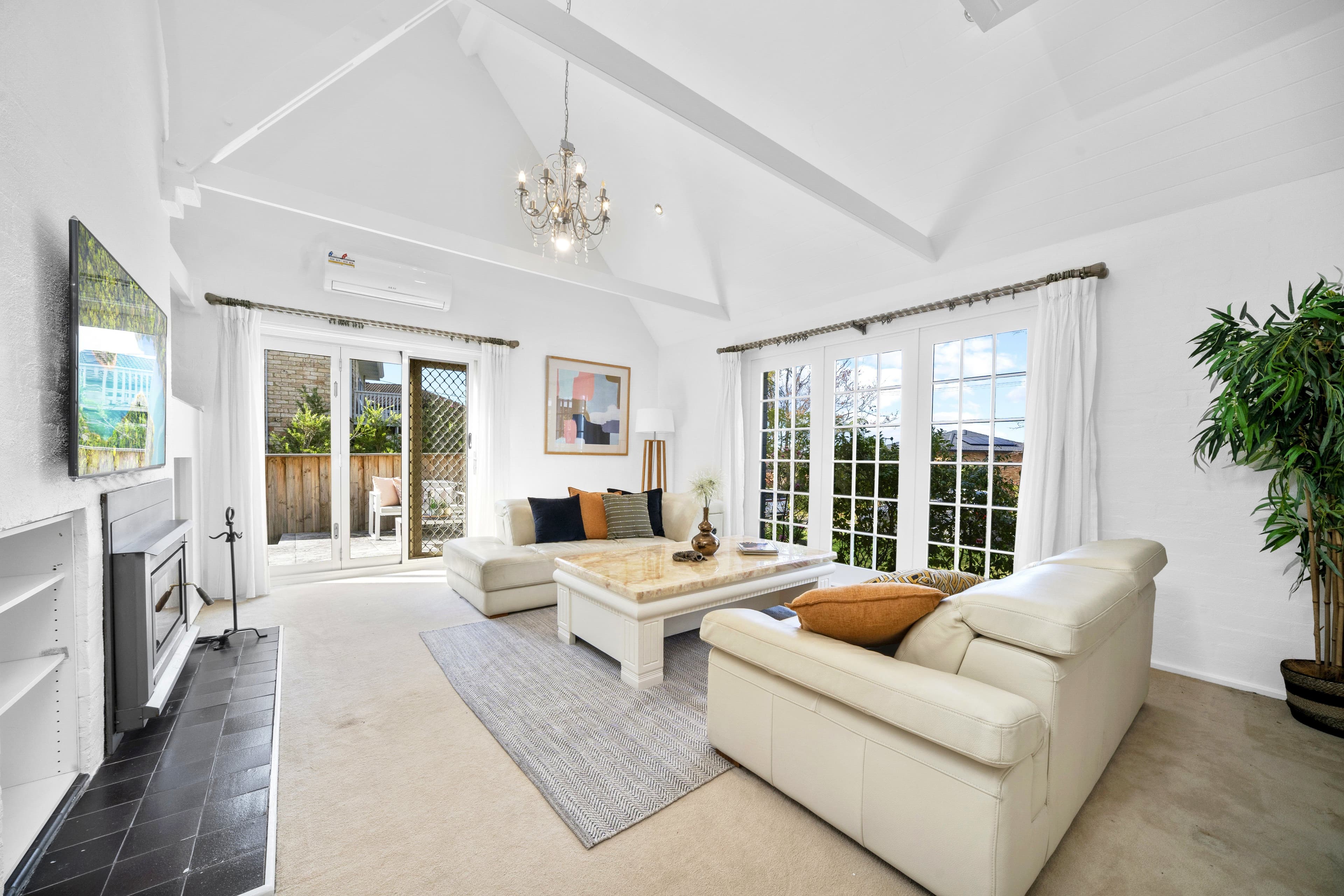 2 Strabane Avenue, Killarney Heights NSW 2087, Killarney Heights - Thumbnail 2