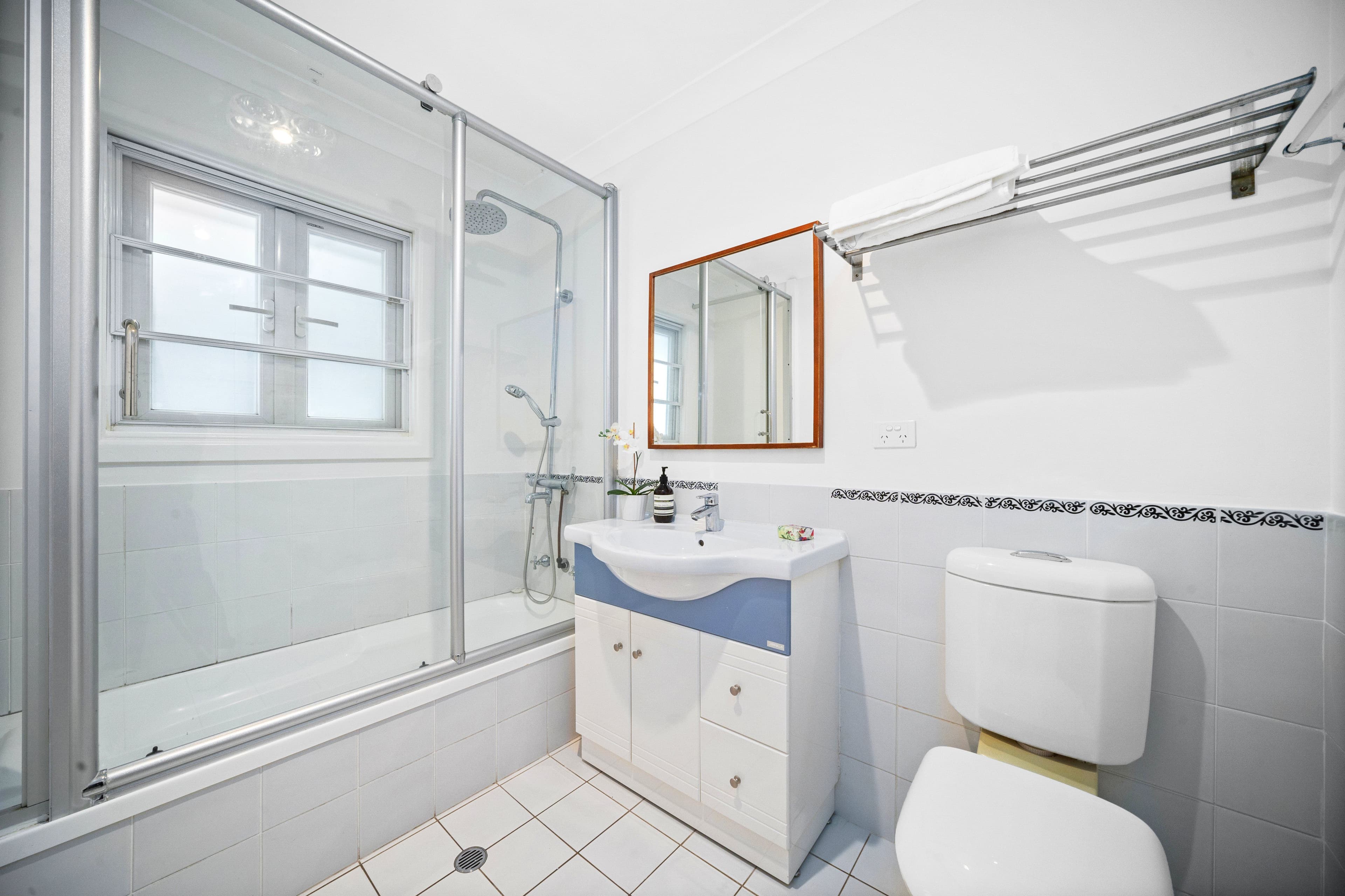 2 Strabane Avenue, Killarney Heights NSW 2087, Killarney Heights - Thumbnail 6