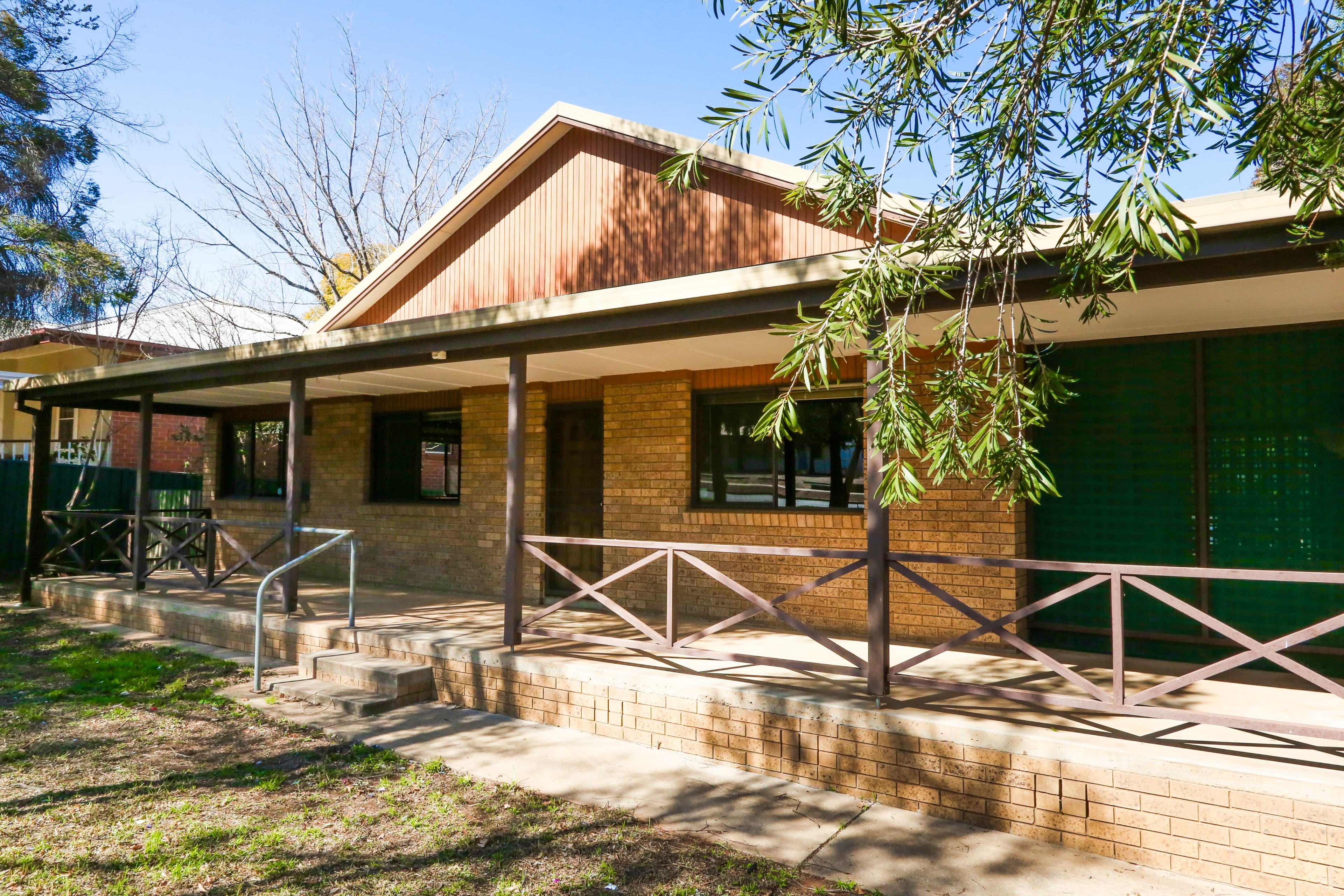10 Noorebar Avenue, Griffith - Image 1