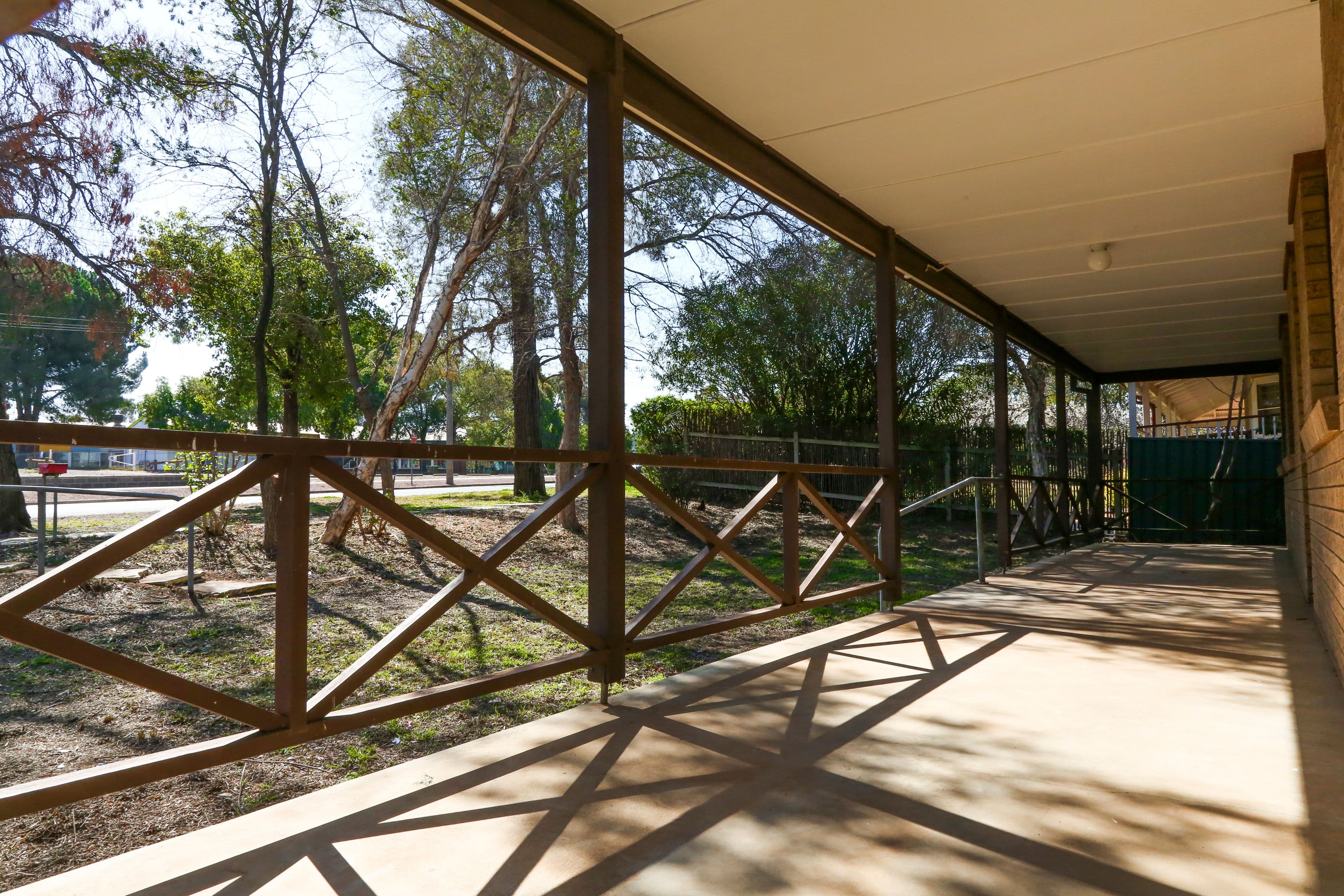 10 Noorebar Avenue, Griffith - Thumbnail 2