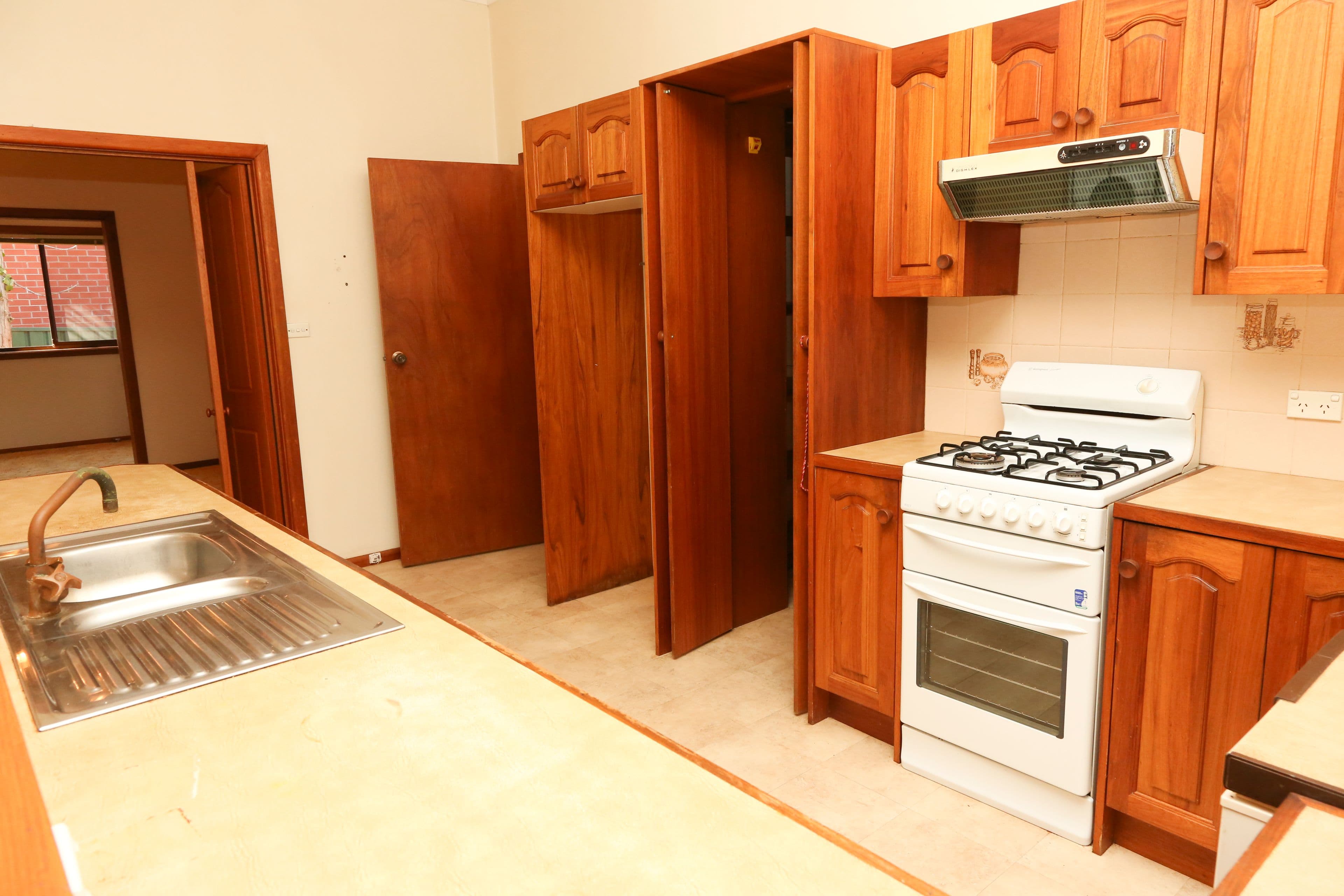 10 Noorebar Avenue, Griffith - Thumbnail 5