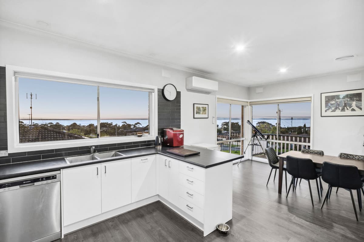 81 Bay Shore Avenue, CLIFTON SPRINGS VIC 3222, Clifton Springs - Thumbnail 4