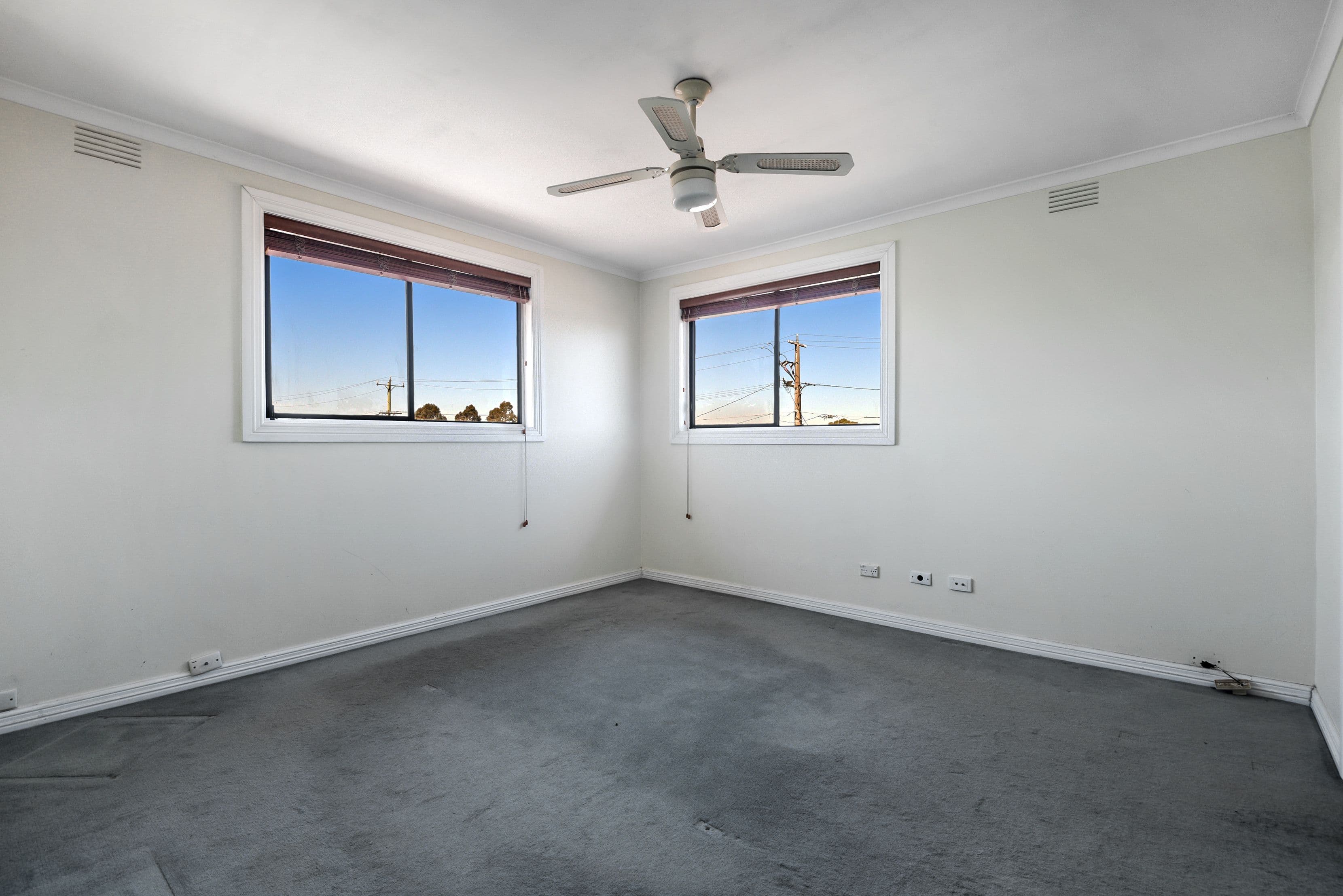 34 Robins Avenue, Reservoir VIC 3073, Reservoir - Thumbnail 5