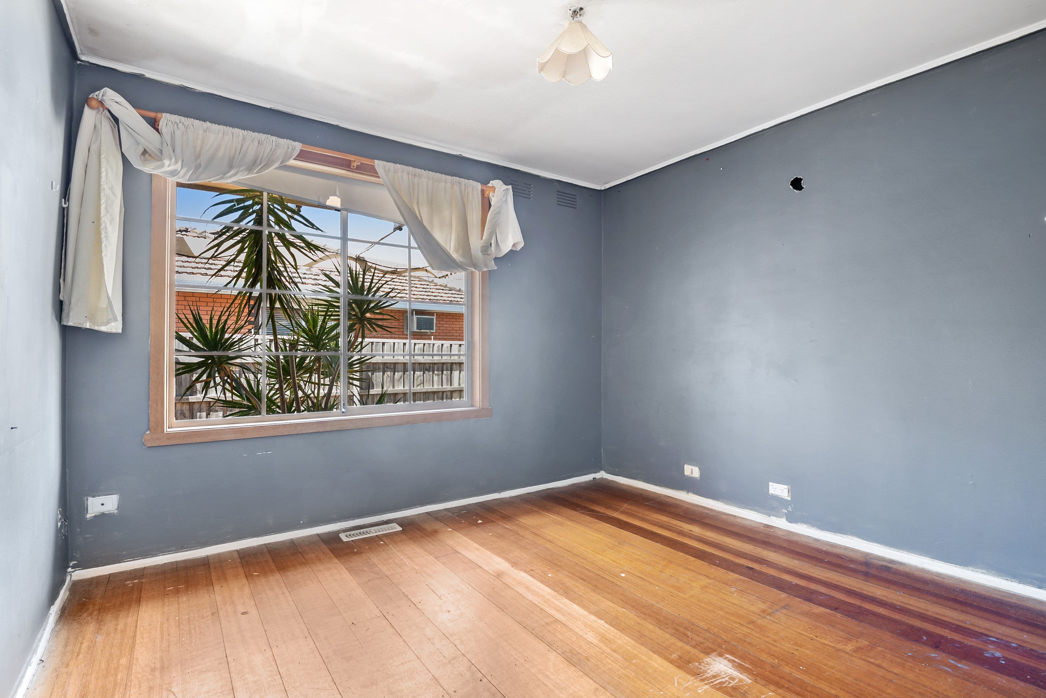 34 Robins Avenue, Reservoir VIC 3073, Reservoir - Thumbnail 7