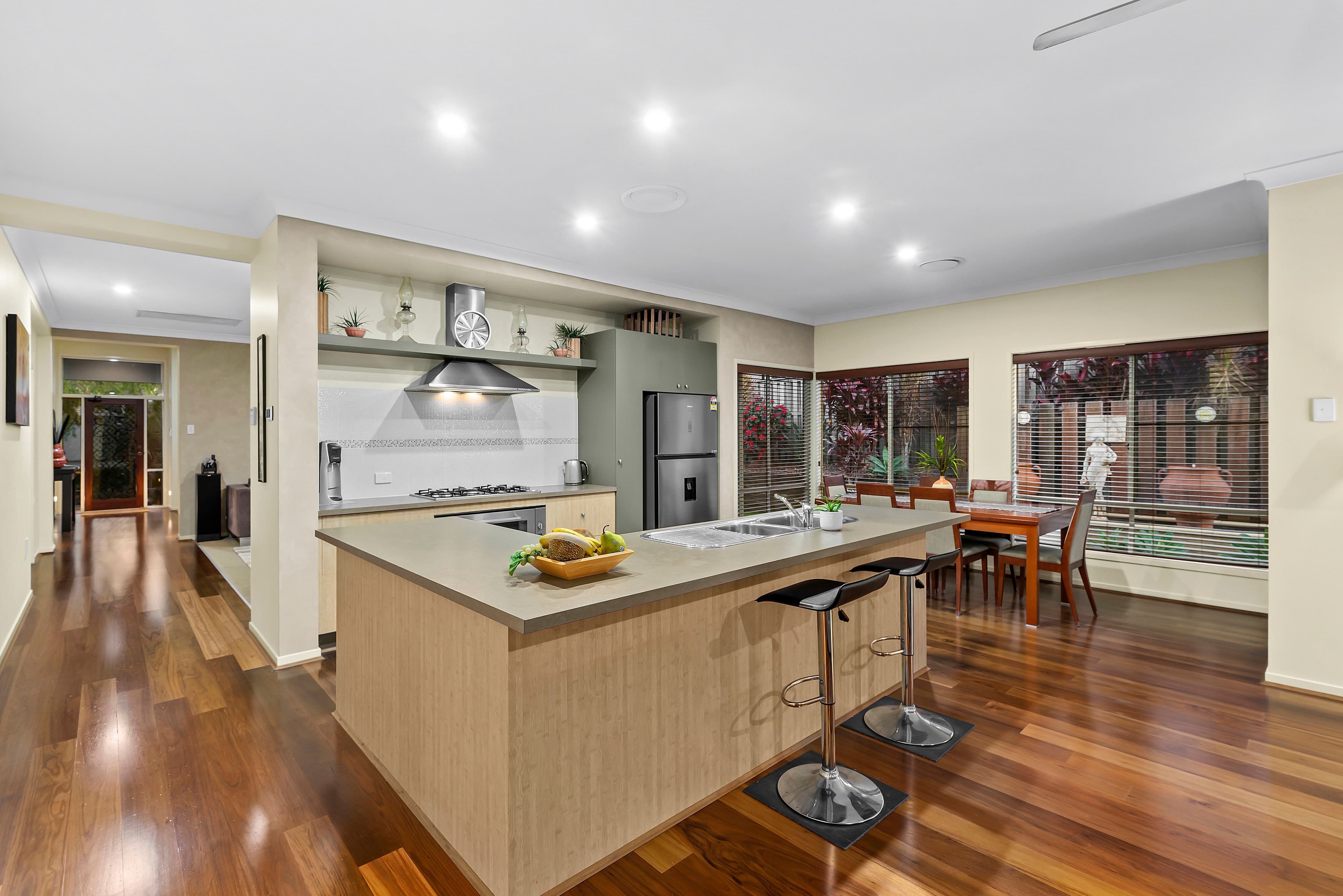27 Douglas Circuit, North Lakes QLD 4509, North Lakes - Thumbnail 5