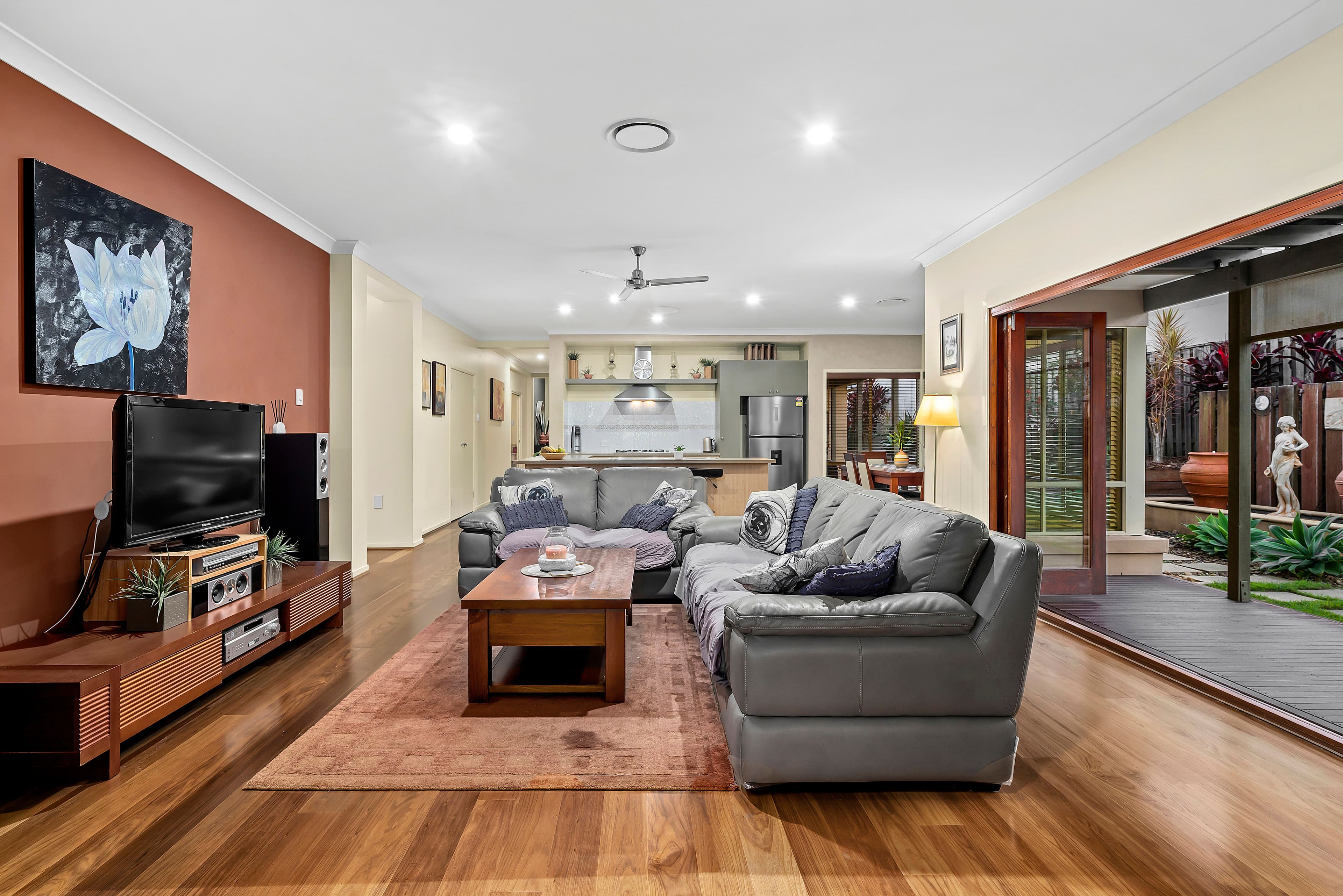 27 Douglas Circuit, North Lakes QLD 4509, North Lakes - Thumbnail 6