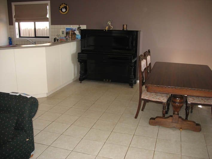 24 Lee Court, MOUNT GAMBIER SA 5290, Mount Gambier - Thumbnail 4