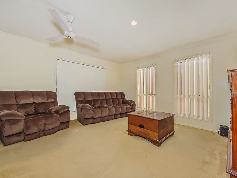 11 Kite Circuit, ARUNDEL QLD 4214, Bundoora - Thumbnail 6