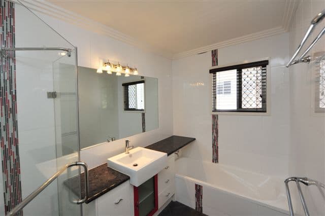 23 Challenor Street, ROCKVILLE QLD 4350, Rockville - Thumbnail 8