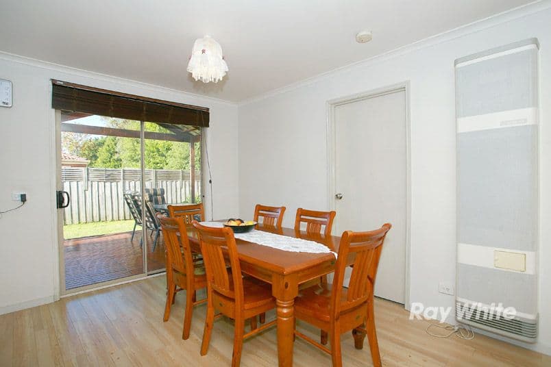 104 Scarborough Avenue, Cranbourne West VIC 3977, Cranbourne West - Thumbnail 6