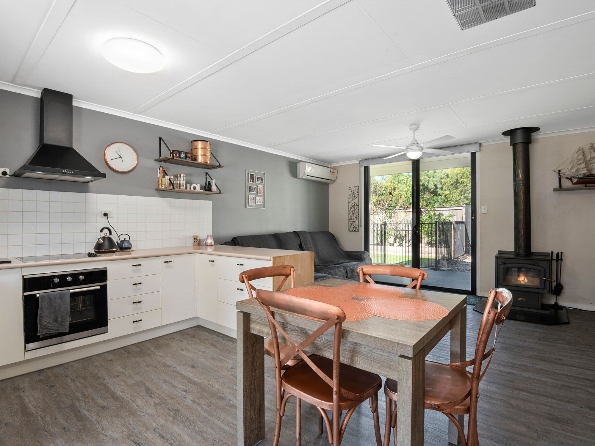 7 Montrose Street, Beerwah QLD 4519, Beerwah - Thumbnail 2