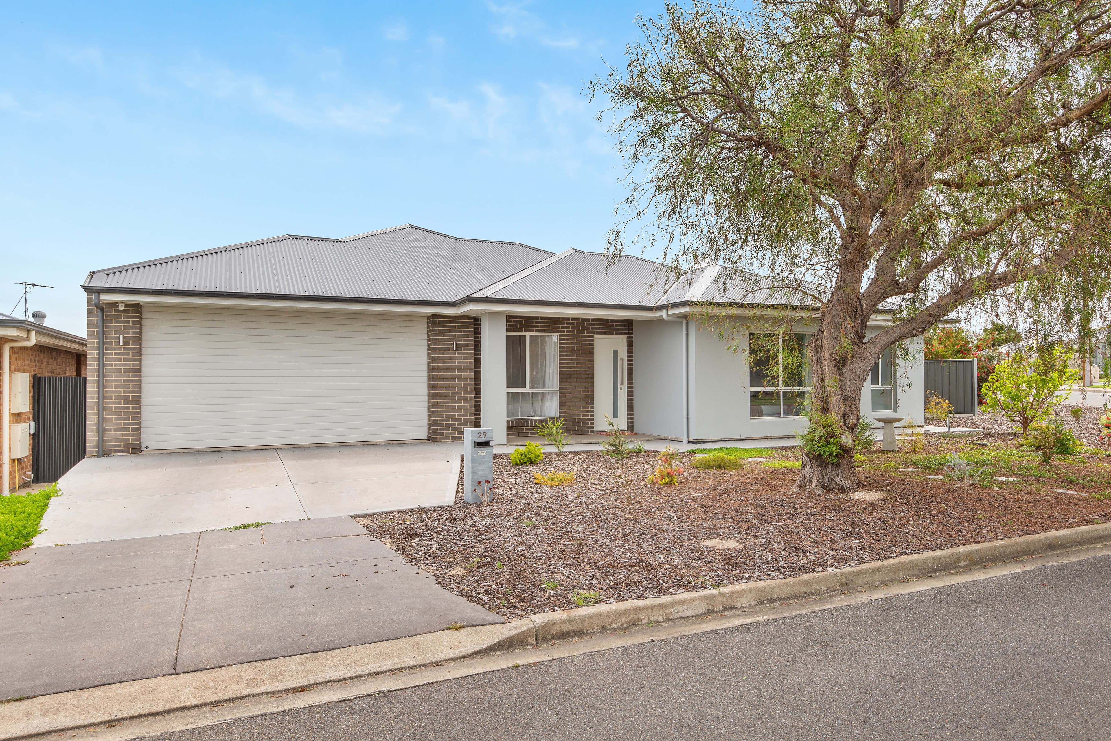 29 Irvine Street, Port Noarlunga SA 5167, Port Noarlunga - Thumbnail 2