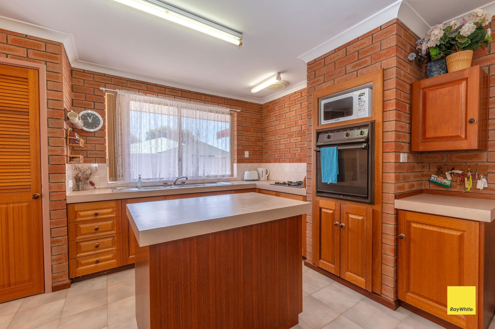 9 Harper Drive, Ledge Point WA 6043, Ledge Point - Thumbnail 3