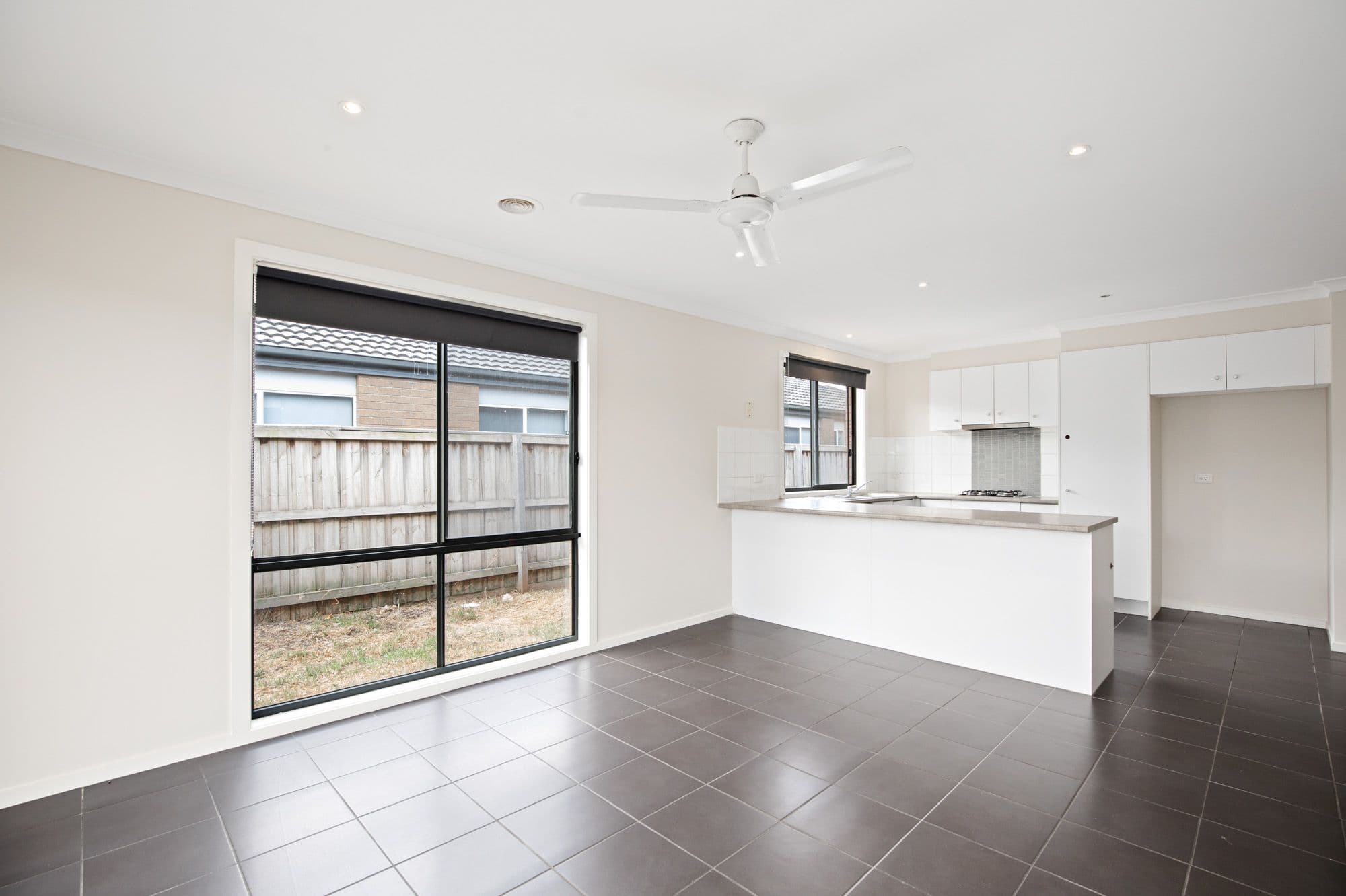 9 Candlebark Drive, Wyndham Vale VIC 3024, Wyndham Vale - Thumbnail 3