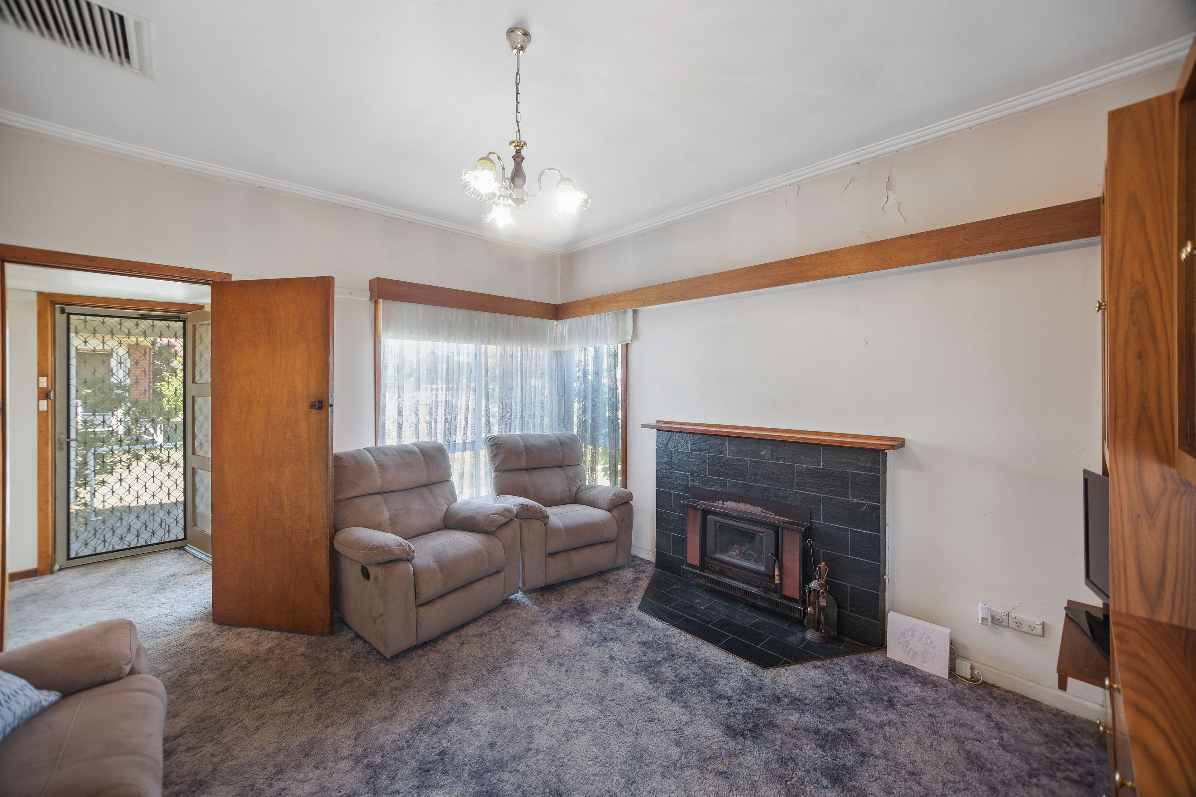 16 Finlason Street, Mansfield VIC 3722, Mansfield - Thumbnail 4