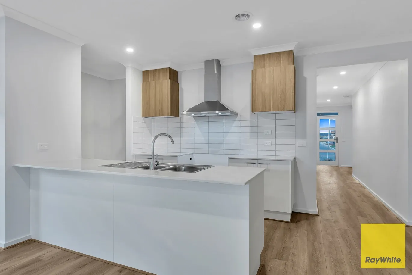 11 Foliage Drive, Tarneit VIC 3029, Tarneit - Thumbnail 3