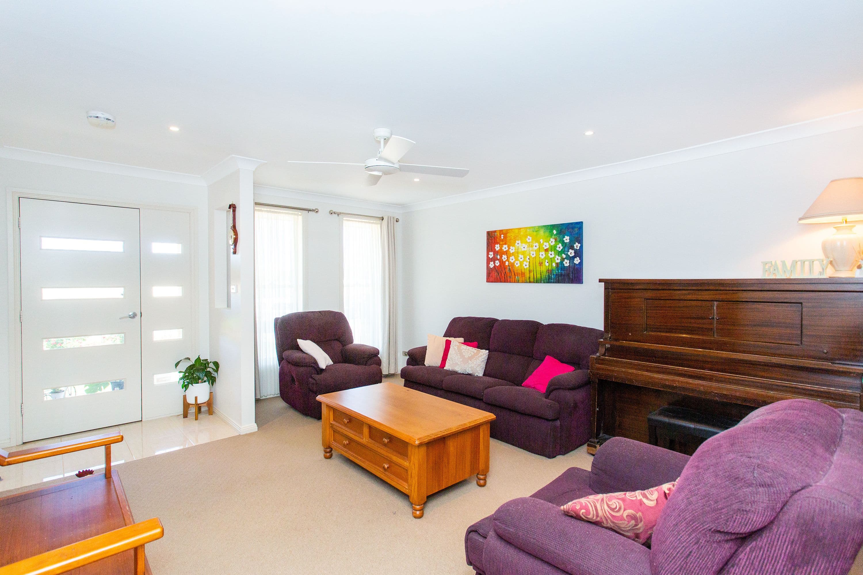 10 Mirage Drive, Cowra - Thumbnail 2