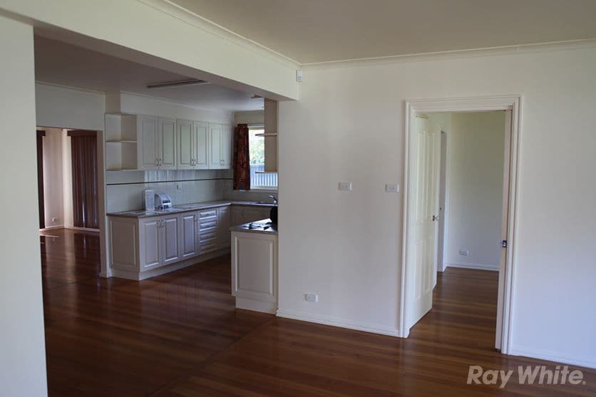 44 Windella Crescent, GLEN WAVERLEY VIC 3150, Glen Waverley - Thumbnail 3