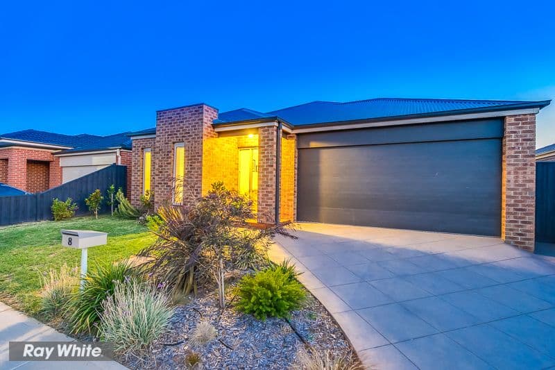 8 Beagle Street, Tarneit VIC 3029, Tarneit - Thumbnail 2