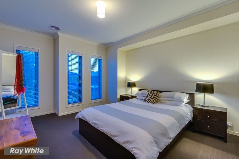 8 Beagle Street, Tarneit VIC 3029, Tarneit - Thumbnail 3
