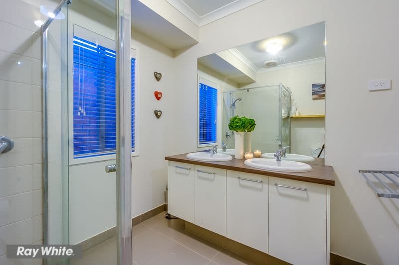 8 Beagle Street, Tarneit VIC 3029, Tarneit - Thumbnail 4