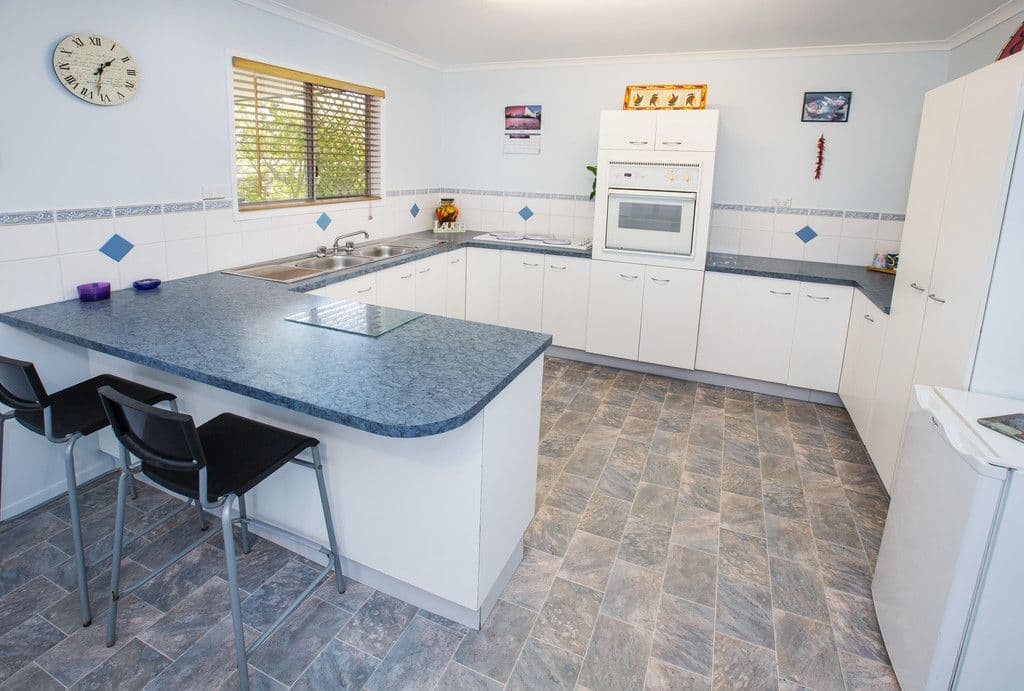 4 Victoria Avenue, Deception Bay QLD 4508, Deception Bay - Thumbnail 5