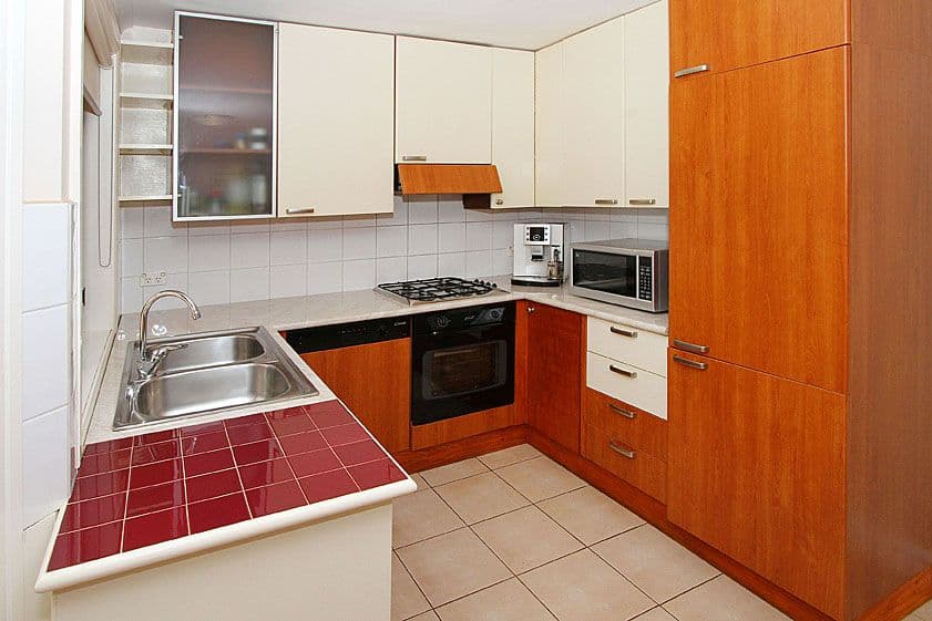 29 Bradley Drive, MILL PARK VIC 3082, Mill Park - Thumbnail 4
