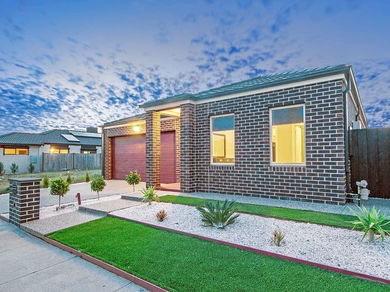 26 Lilyturf Drive, Tarneit VIC 3029, Tarneit - Thumbnail 2
