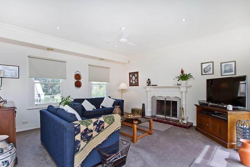 32 Queens Park Road, NEWTOWN VIC 3220, Newtown - Thumbnail 7