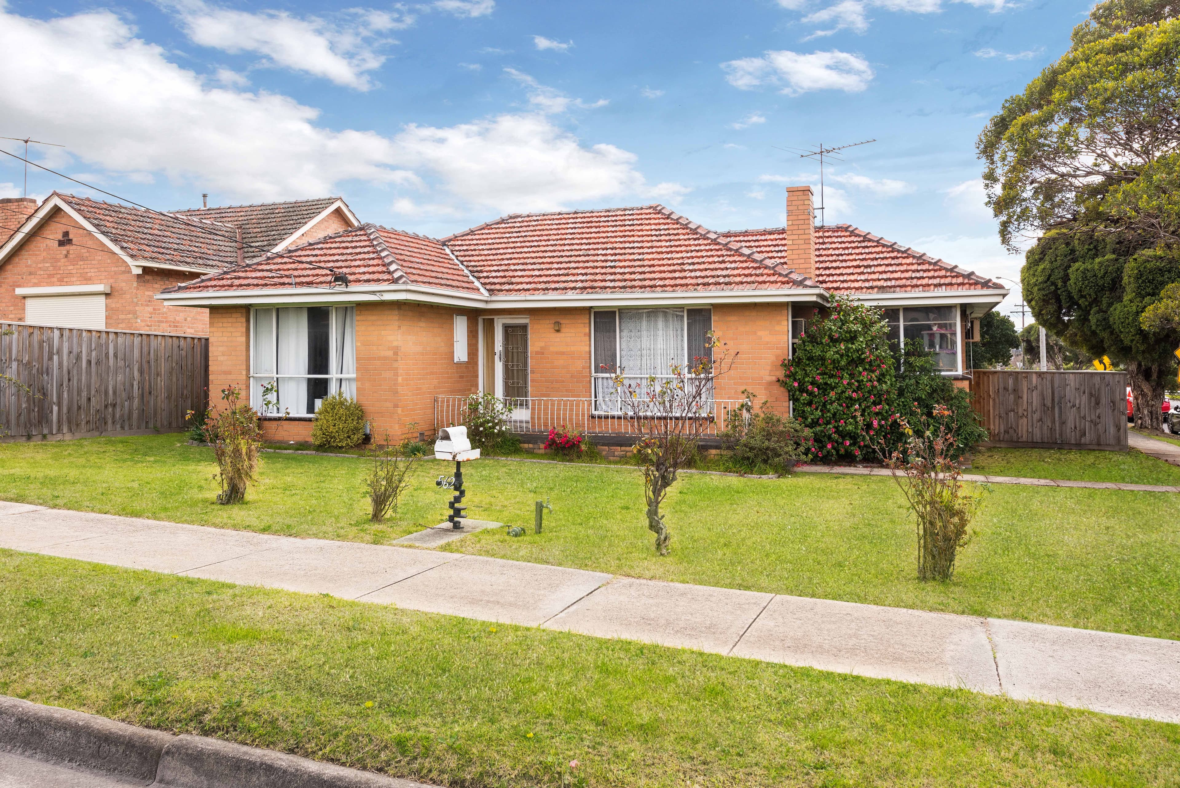 562 Grimshaw Street, Bundoora VIC 3083, Bundoora - Thumbnail 6