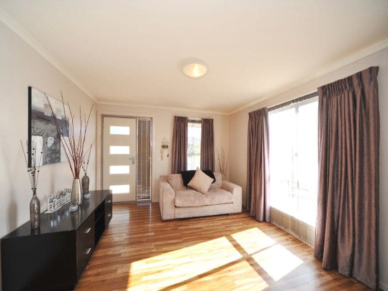 4 Arinya Close, ASCOT VIC 3551, Ascot - Thumbnail 2
