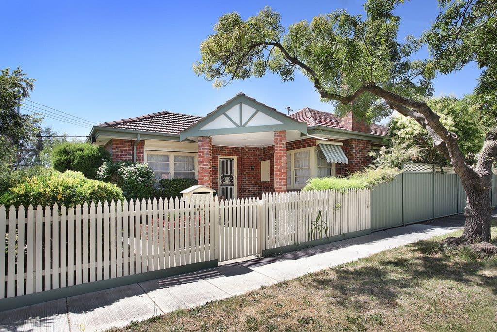 64 Haughton Road, OAKLEIGH VIC 3166, Oakleigh - Thumbnail 2