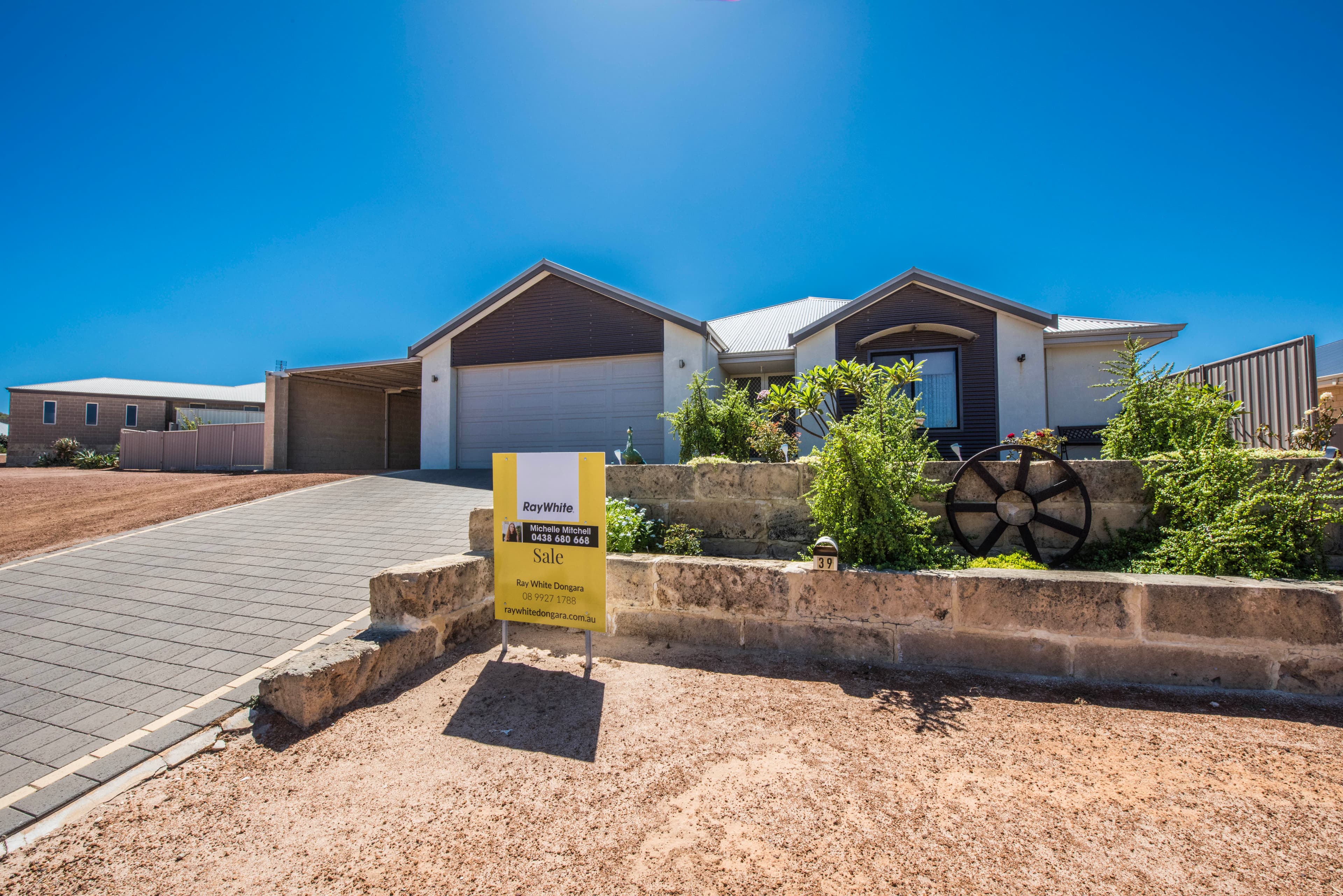 39 Premier Circle, Dongara WA 6525, Dongara - Image 1