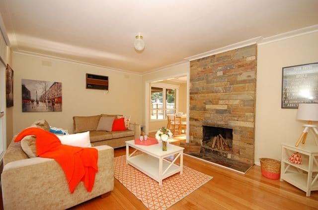 33 Fernhill Road, Mount Evelyn VIC 3796, Mount Evelyn - Thumbnail 2