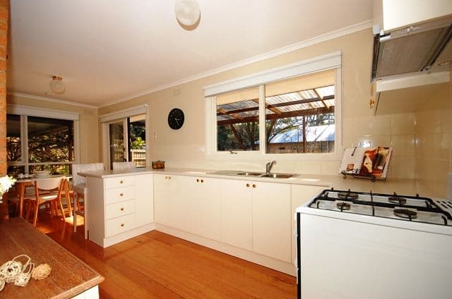 33 Fernhill Road, Mount Evelyn VIC 3796, Mount Evelyn - Thumbnail 4