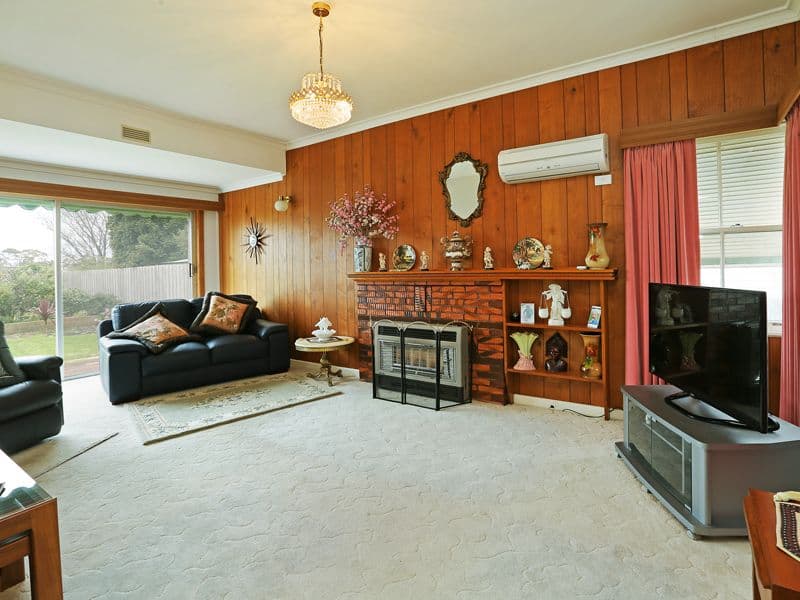 13 Birdsey Street, THOMSON VIC 3219, Thomson - Thumbnail 2
