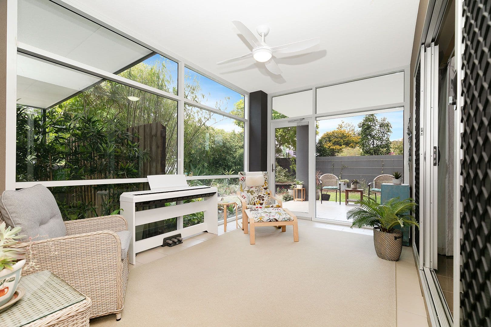10 Lynne Grove Avenue, Corinda QLD 4075, Corinda - Thumbnail 6