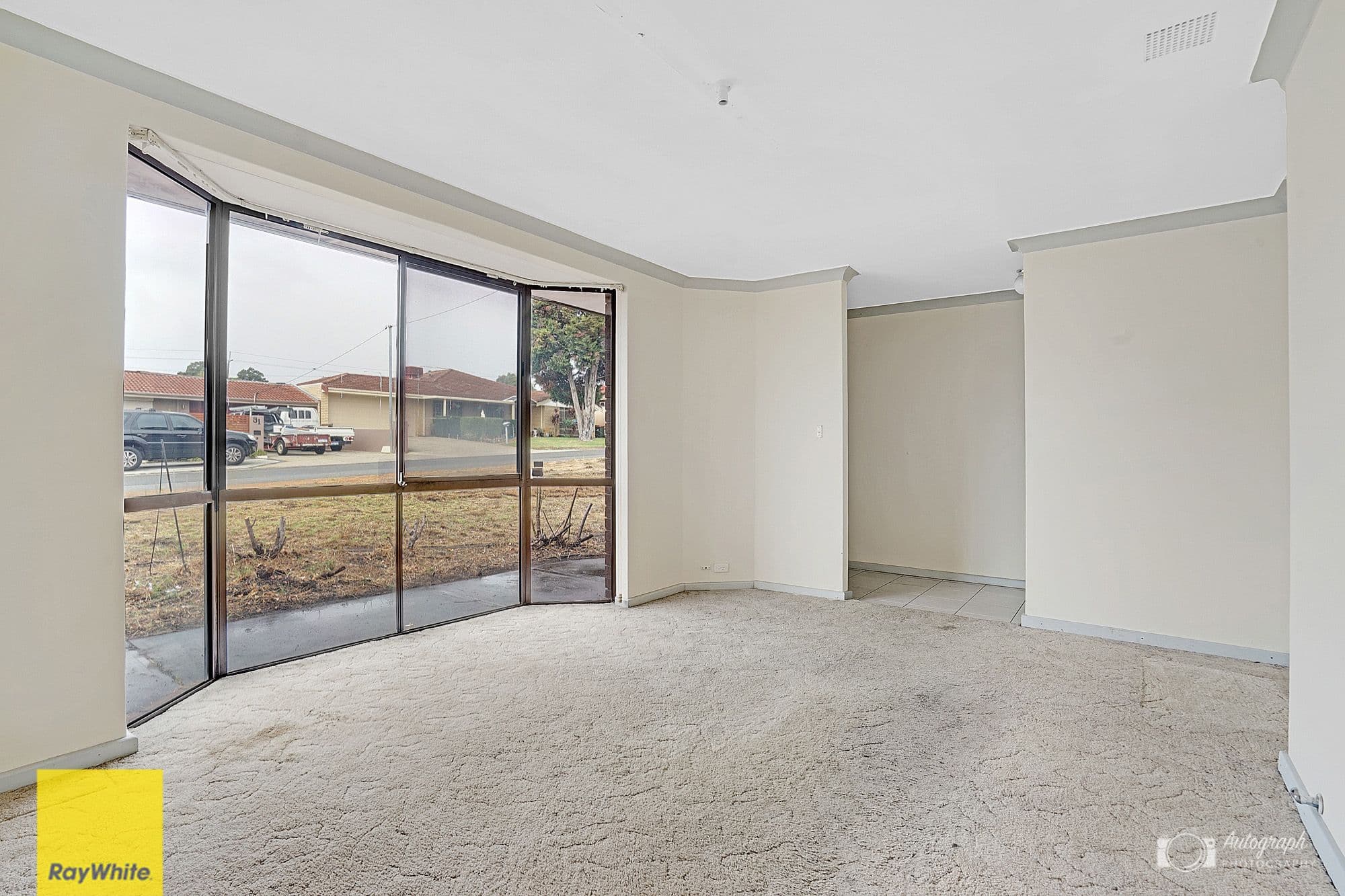 26 Oakleaf Circle, Mirrabooka WA 6061, Mirrabooka - Thumbnail 2