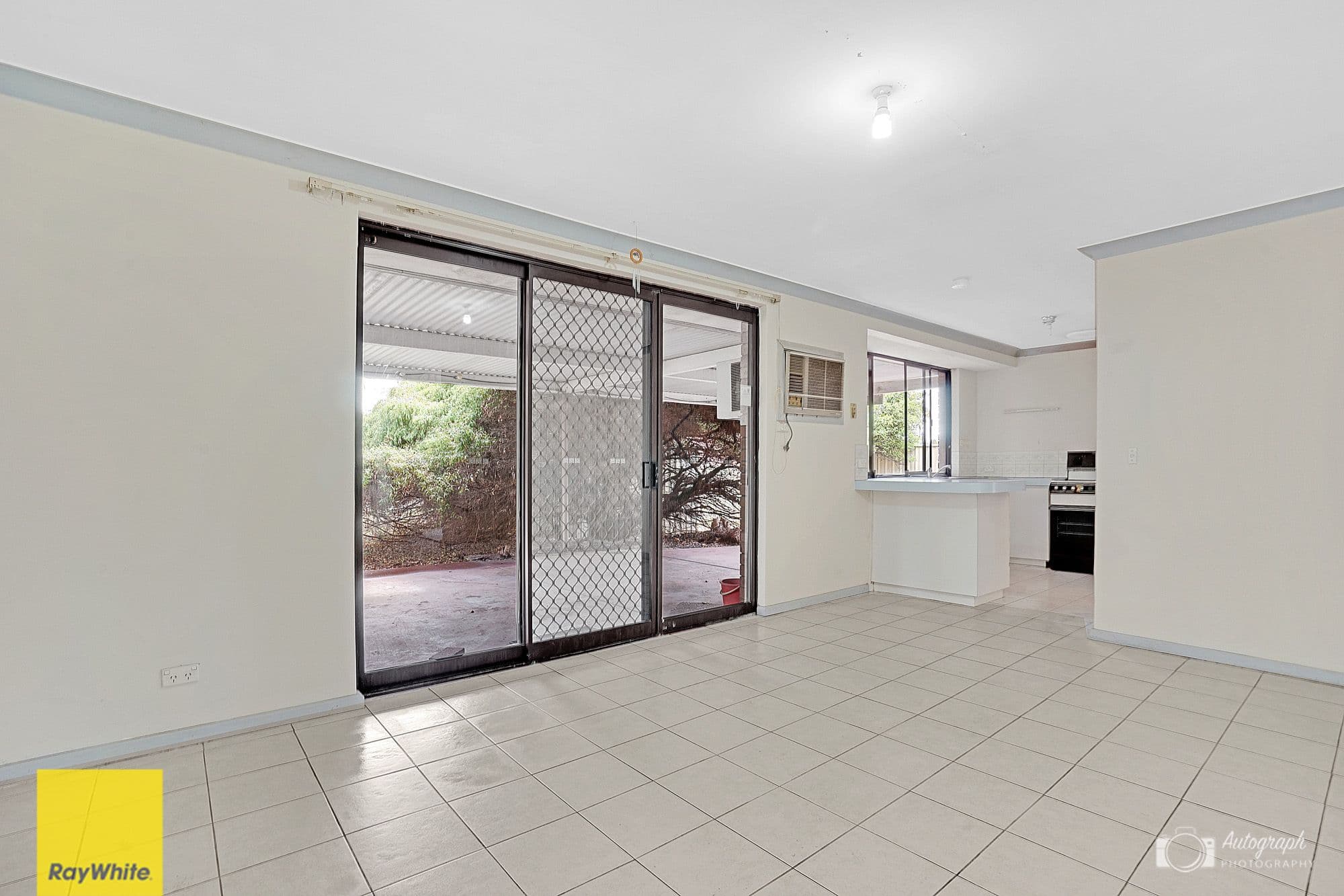 26 Oakleaf Circle, Mirrabooka WA 6061, Mirrabooka - Thumbnail 4