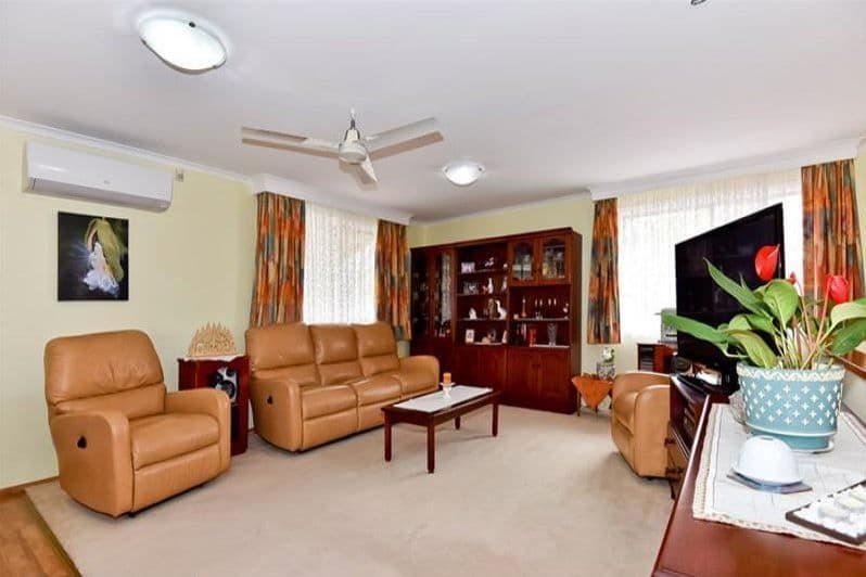 11 Rowan Street, Slacks Creek QLD 4127, Slacks Creek - Thumbnail 2