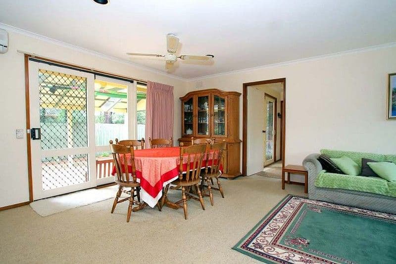 11 Newstead Way, WANTIRNA SOUTH VIC 3152, Wantirna South - Thumbnail 5