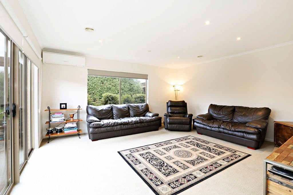 7 Thwaites Close, Highton VIC 3216, Highton - Thumbnail 7