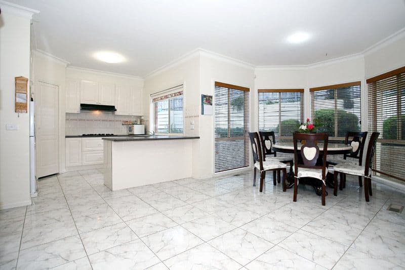 5 Balinga Court, DONCASTER EAST VIC 3109, Doncaster East - Thumbnail 3