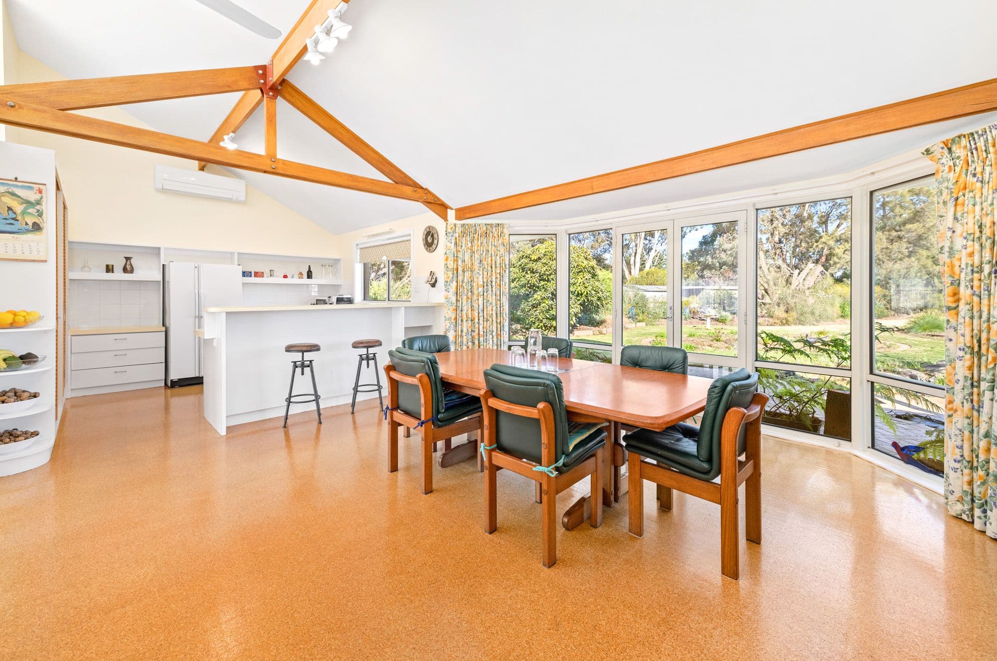 4 John Ball Place, Werribee VIC 3030, Werribee - Thumbnail 3