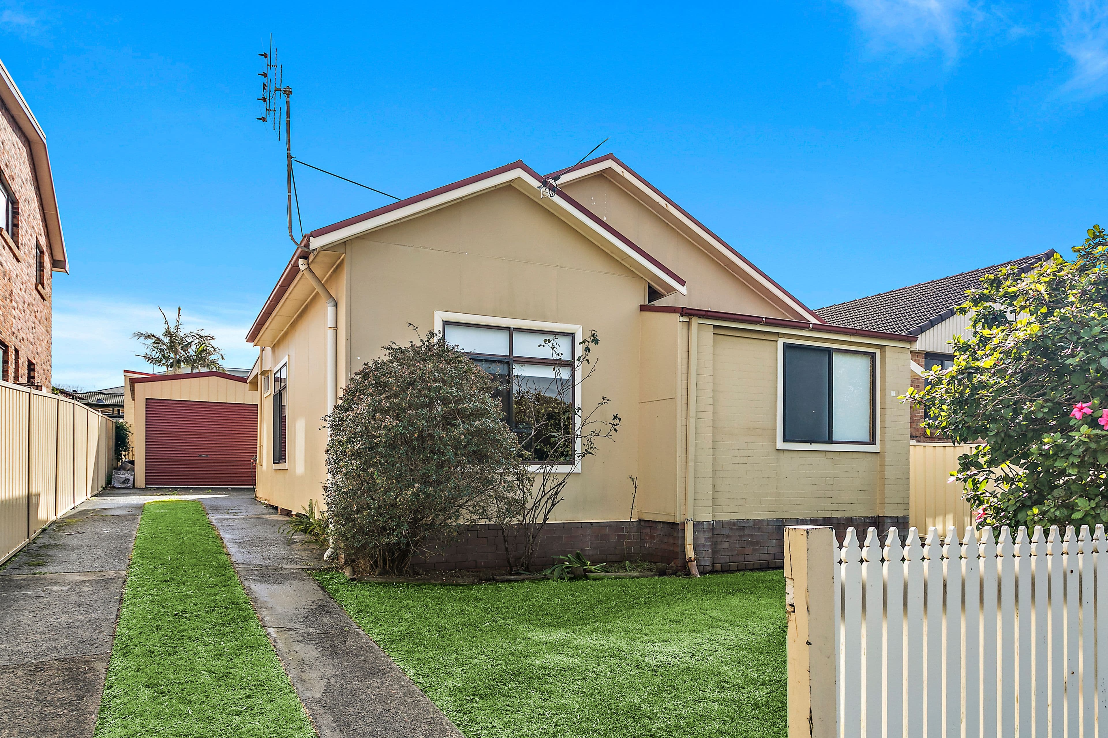 44 Darley Street, Shellharbour - Image 1
