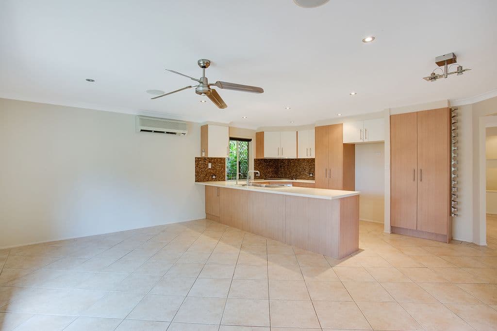 4 Retreat Place, Robina QLD 4226, Robina - Thumbnail 7